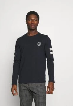 Pier One Langarmshirt - White -Bekleidungsgeschäft 019deb4ab2e24269936d5058f628aceb