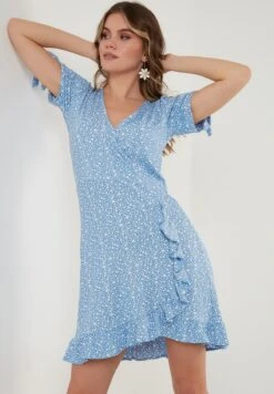 LELA FLORAL RUFFLE DETAIL - Freizeitkleid - Baby Blue 13 LELA FLORAL RUFFLE DETAIL - Freizeitkleid - Baby Blue -Bekleidungsgeschäft 092f445a0eb441a68f51e1d440a45900