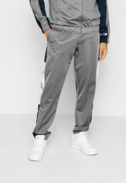 Champion NEW YORK YANKEES TRACKSUIT - Trainingsanzug - Grey/dark Blue -Bekleidungsgeschäft 09afb83d5b1b44319270892c4127e021