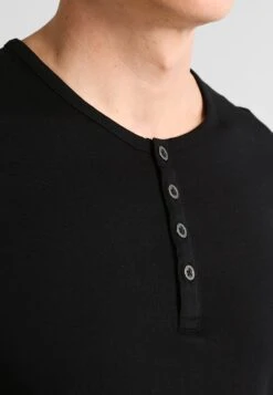 Pier One Langarmshirt - Black 11 Pier One Langarmshirt - Black -Bekleidungsgeschäft 0ef8eb526e274d5983742963bb9e7392