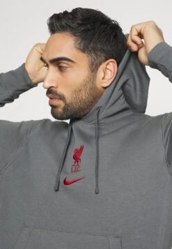 Nike Performance LIVERPOOL FC CLUB HOODIE - Sweatshirt - Smoke Grey/tough Red 11 Nike Performance LIVERPOOL FC CLUB HOODIE - Sweatshirt - Smoke Grey/tough Red -Bekleidungsgeschäft 0efd05f42b5c4a7ab606e976477c56d0