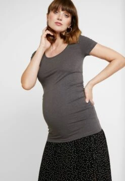 2 PACK - T-Shirt Basic - Dark Gray/black 12 2 PACK - T-Shirt Basic - Dark Gray/black -Bekleidungsgeschäft 18f88c666d4f4ae7af077ff0b0321187