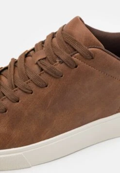 Pier One UNISEX - Sneaker Low - Cognac -Bekleidungsgeschäft 1ede9a8d3f614add9e57eb38fcd5178b