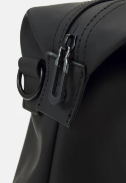 Pier One UNISEX - Weekender - Black 11 Pier One UNISEX - Weekender - Black -Bekleidungsgeschäft 2203c9344bef46fbb8d0ff6e1b95df71