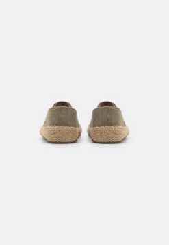 Pier One Espadrille - Brown -Bekleidungsgeschäft 3c547b3adf264485a4fa705fa5417805