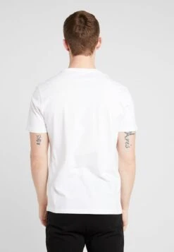 Pier One T-Shirt Basic - White 11 Pier One T-Shirt Basic - White -Bekleidungsgeschäft 54f5e9c8f45a4d7595d33541d1ce7b5c