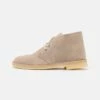 Clarks Originals DESERT BOOT - Sportlicher Schnürer - Sand -Bekleidungsgeschäft 5b9ab855ba1345b1814e80e01aa57928