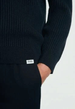 Strickpullover - Navy -Bekleidungsgeschäft 6955ddd23c694b62bd41b7055baa1dce