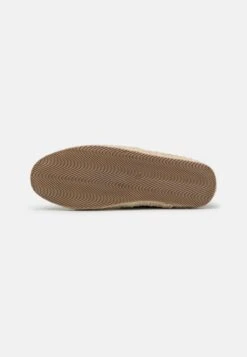 Pier One UNISEX - Espadrille - Dark Grey 12 Pier One UNISEX - Espadrille - Dark Grey -Bekleidungsgeschäft 71863cc99e4e45aaa2e0b88af2a0a347