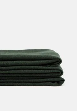 Pier One UNISEX - Schal - Green -Bekleidungsgeschäft 7651228b258245c69176ac57e6aea79a