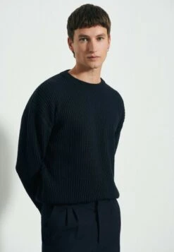 Strickpullover - Navy -Bekleidungsgeschäft 766b6c5844af4793bb528d291875a591 1