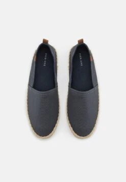 Pier One UNISEX - Espadrille - Dark Grey 11 Pier One UNISEX - Espadrille - Dark Grey -Bekleidungsgeschäft 78088d294b5a42328779bc35d556eee2