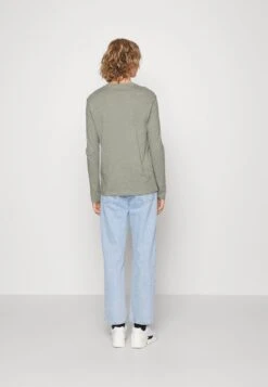 Pier One 5 PACK - Langarmshirt - Black/dark Blue/stone -Bekleidungsgeschäft 8c24bc676a254072a665adeab726f9f5