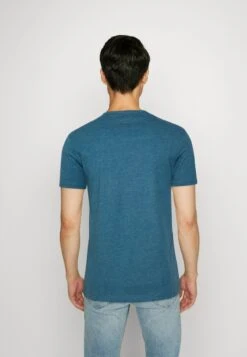 Pier One 5 PACK - T-Shirt Basic - Mottled Blue/light Green/off-white 10 Pier One 5 PACK - T-Shirt Basic - Mottled Blue/light Green/off-white -Bekleidungsgeschäft 92b3aeb6acd54c0096689803c138ac14