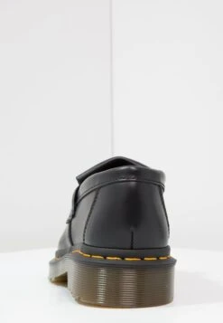 Dr. Martens ADRIAN - Slipper - Black 11 Dr. Martens ADRIAN - Slipper - Black -Bekleidungsgeschäft c6201d3e334a45fcaefc08d3161f5439