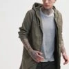 Pier One Parka - Khaki -Bekleidungsgeschäft c71523364f7744a092e9881621fd4ff0