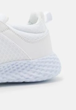 Pier One Sneaker Low - White -Bekleidungsgeschäft c83a727e356d413a8a799844dd9db372