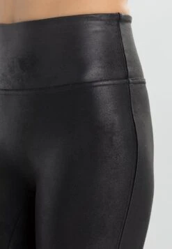 Spanx FAUX LEATHER LEGGINGS - Leggings - Strümpfe - Black 11 Spanx FAUX LEATHER LEGGINGS - Leggings - Strümpfe - Black -Bekleidungsgeschäft ccc5aa5e0e7c4ad190daadadc5078720