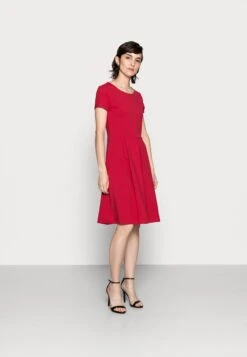 Anna Field Jerseykleid - Red -Bekleidungsgeschäft dd3543f3060242bb9973932ad739dd89 1