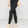Spanx SEAMLESS ECOCARE - Leggings - Strümpfe - Very Black -Bekleidungsgeschäft dd458cf08aa54dbc87c04ecf1e1dcd4e