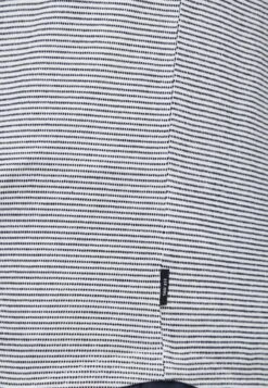 Indicode Jeans IDMORLER - T-Shirt Print - Off-white -Bekleidungsgeschäft e7ac48232b594e678964cb9ede5823b3